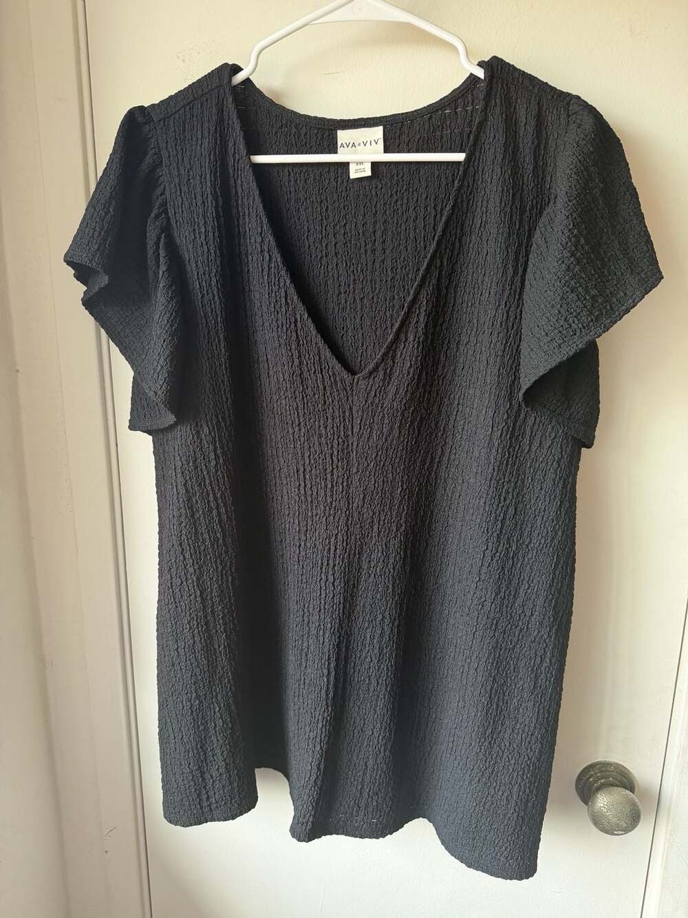 Ava & Viv Blouse Size XXL Black Textured Flutter Sleeve V-Neck